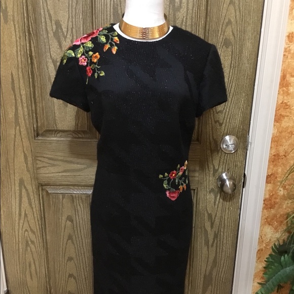 Peggy Jennings embroidered knee length spark dress - Picture 2 of 7